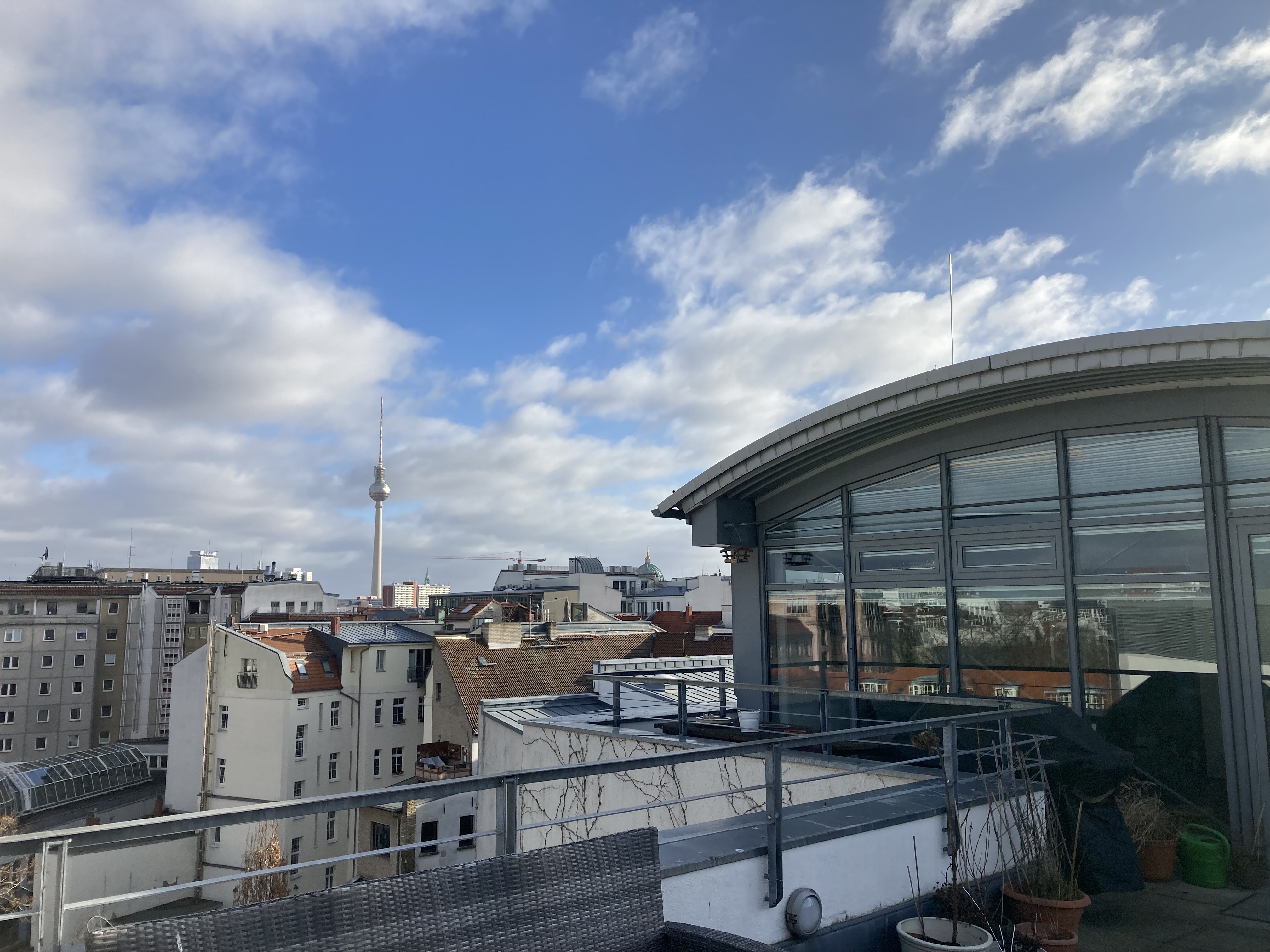 eine sich auf berlin von Balkon aus